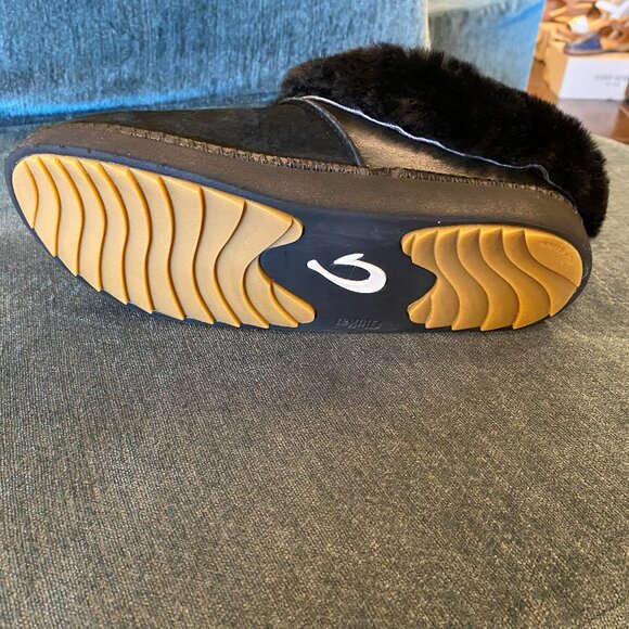 Olukai - Ku'i Lava Rock - Multiple Sizes (NEW W/ BOX) - Picture 3 of 3